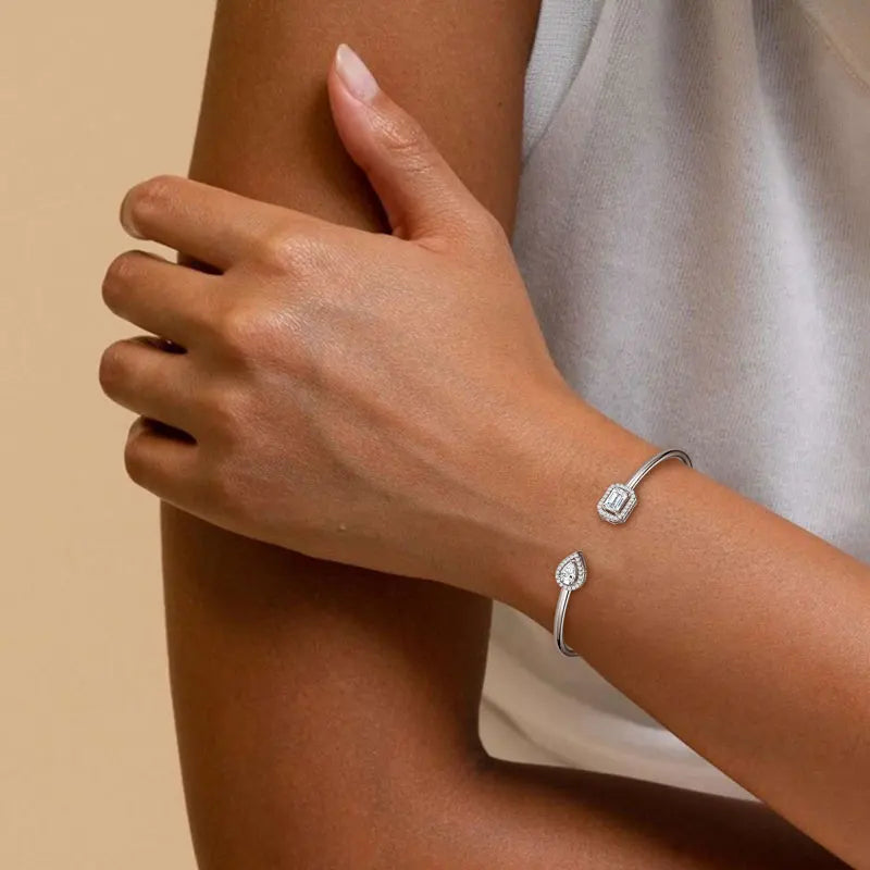 Classic 925 Silver Twin Pear Shaped 4x6mm 0.50ct 4x6mm 0.80ct Emerald Cut Moissanite Open Cuff Bangle Fashion Bracelet for Women