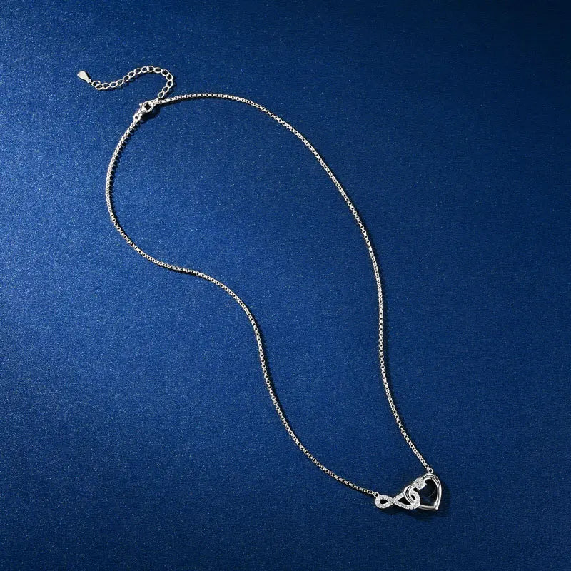 Wholesale Hot Selling Jewelry 925 Silver 4mm&1.3mm Moissanite Infinity Heart Shaped Wedding Pendant Necklace for Women