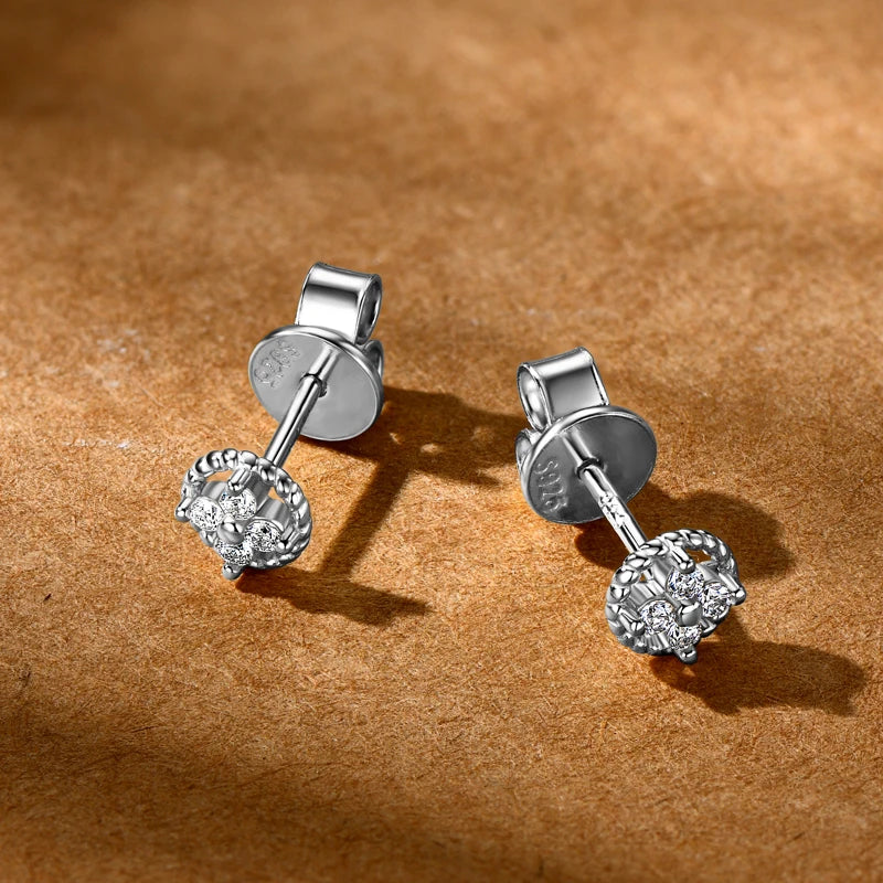 New Design Mini 925 Silver 1.3mm 0.01CT D Color VVS1 Moissanite Twisted Edge Round Stud Earrings for Women with GRA