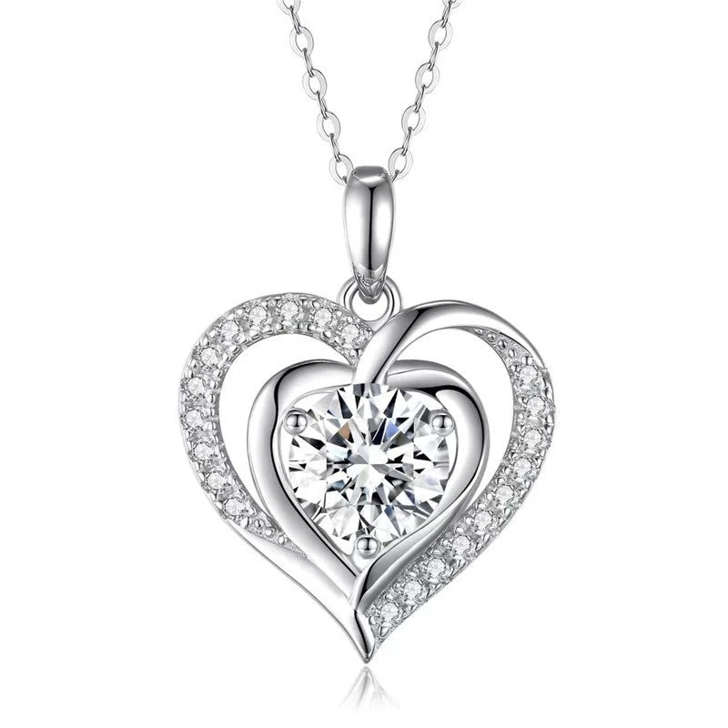 Women Light Luxury Romantic Section Love Necklace 925 Silver 9mm 3ct Round Cut Moissanite Heart Pendant Necklace for Women