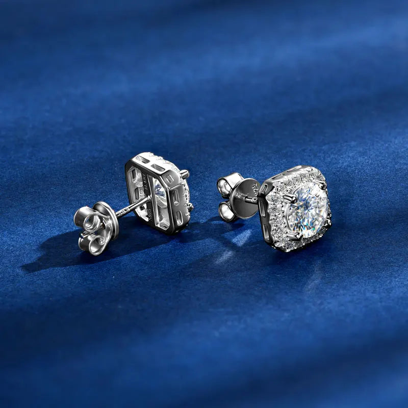 Latest Style New Designed Round Cut 0.5ct Moissanite 925 Sterling Silver Stud Earring for Lady
