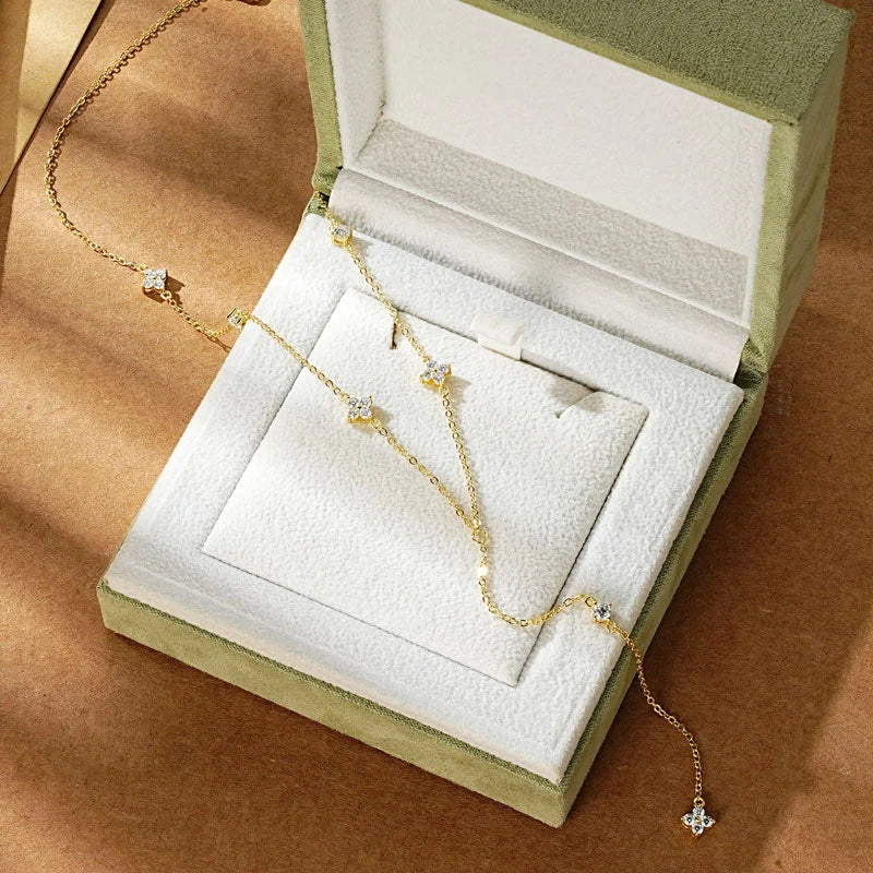 Stylish 925 Silver 2mm 3mm Round Moissanite Four-leaf Clover Fashion Necklace for Women Trendy Clavicle Chain Daily Commute