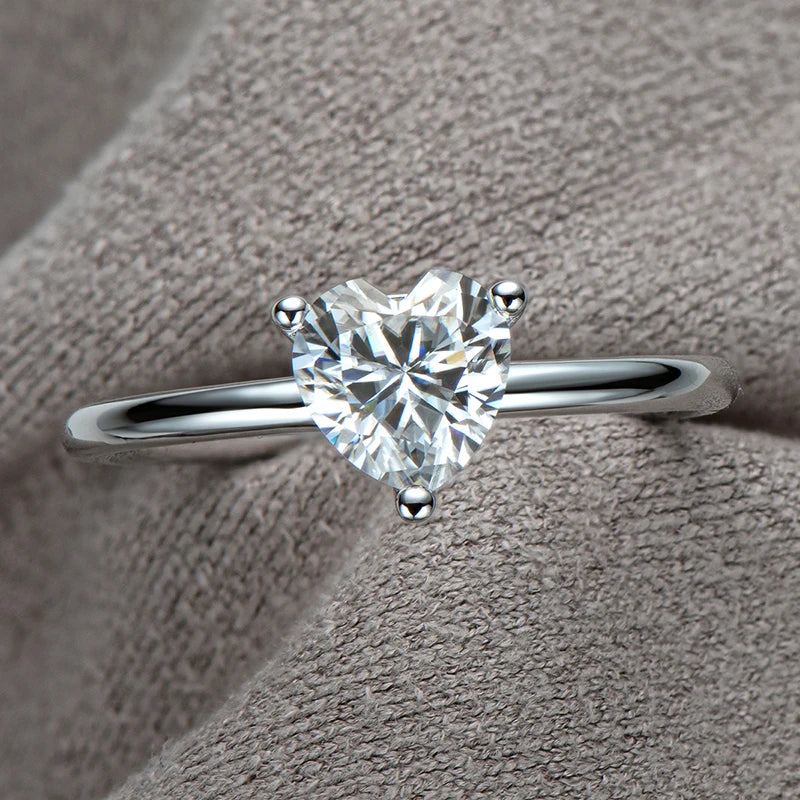 Engagement Jewelry Minimalism 925 Sterling Silver 1ct Heart Shaped Cut 1.0 Carat Moissanite Diamond Wedding Ring for Women