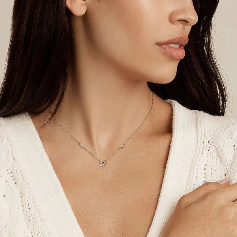 2mm D Moissanite Bezel Necklace 925 Sterling Silver Chain Rose Gold Color Heart Pendant Necklaces for Women