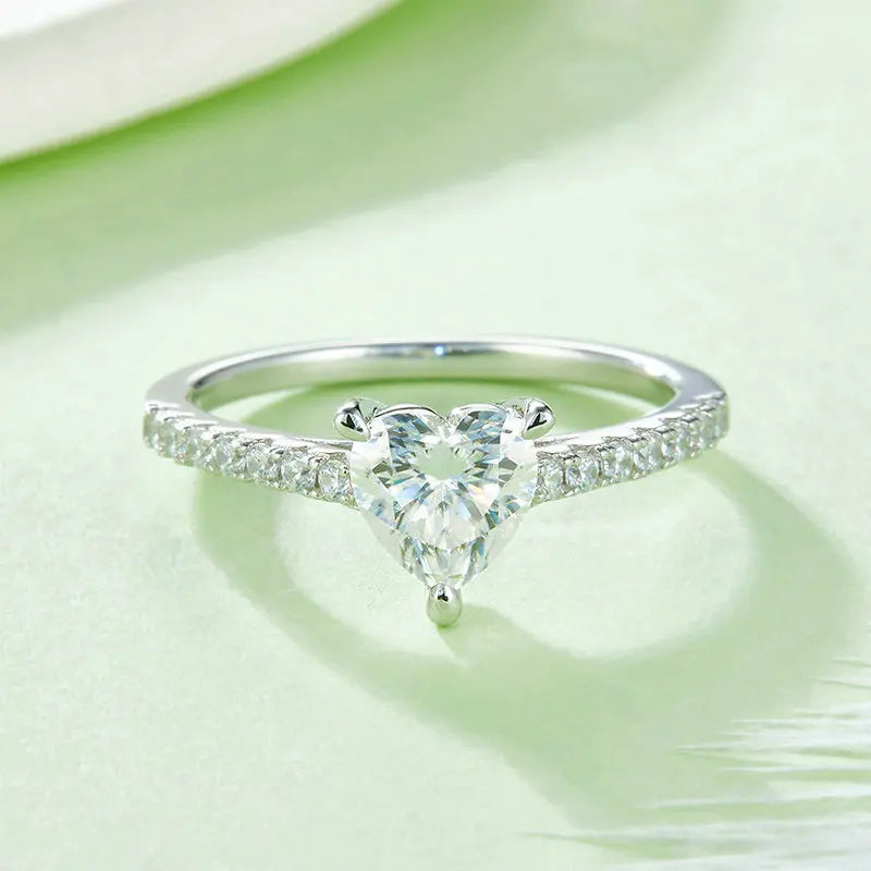Women's 925 Sterling Silver Wedding Engagement Ring 6.5*6.5mm 1ct VVS Three Prong Heart Moissanite GRA Certificated