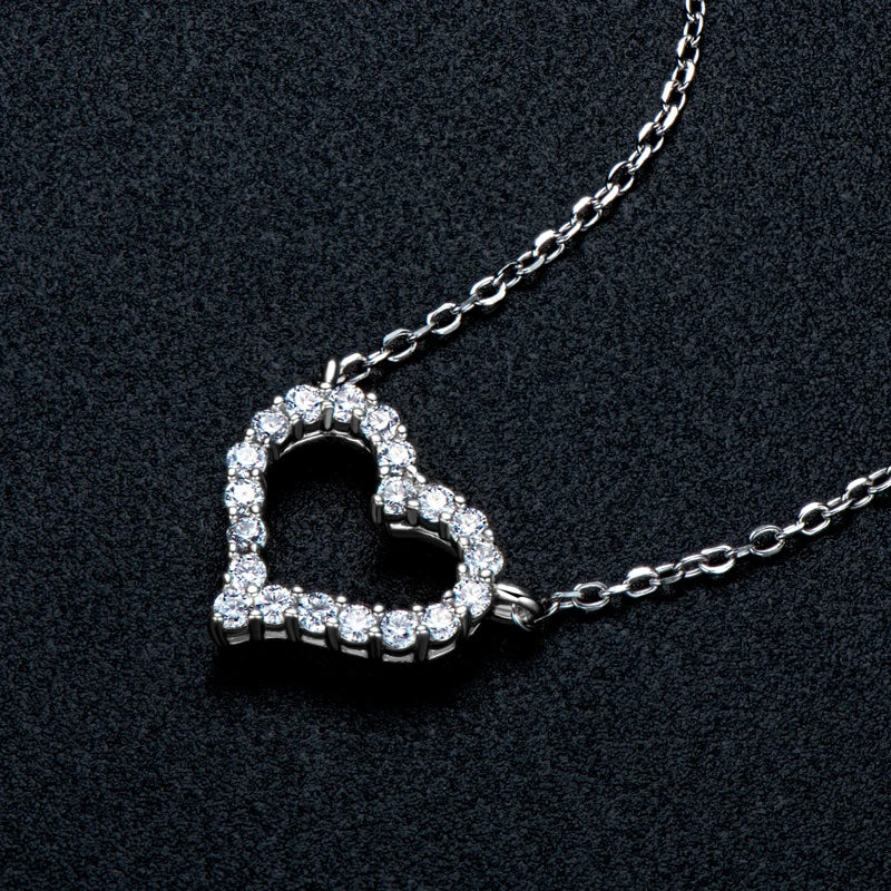 925 Sterling Silver Woman Necklace Round Cut 1.5mm Cluster-Set Choker Real Moissanite Heart Pendants Necklace