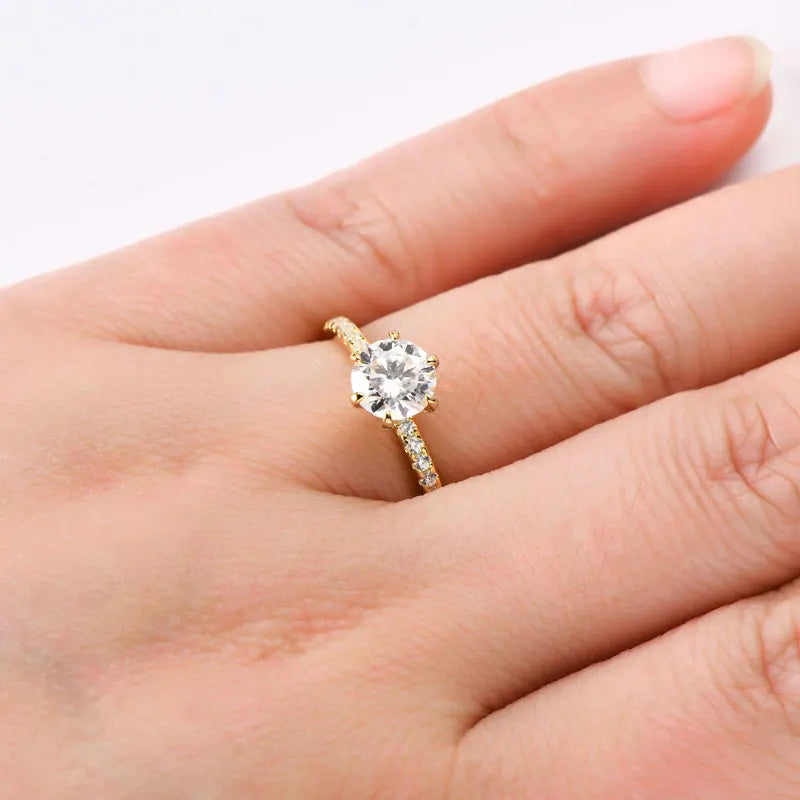 Classic Shinny 925 Sterling Sliver 1CT 6.5mm D Color VVS Round Cut Moissanite Simple Engagement Ring for Women