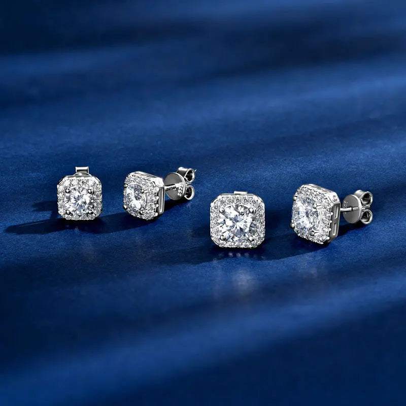 Latest Style New Designed Round Cut 0.5ct Moissanite 925 Sterling Silver Stud Earring for Lady