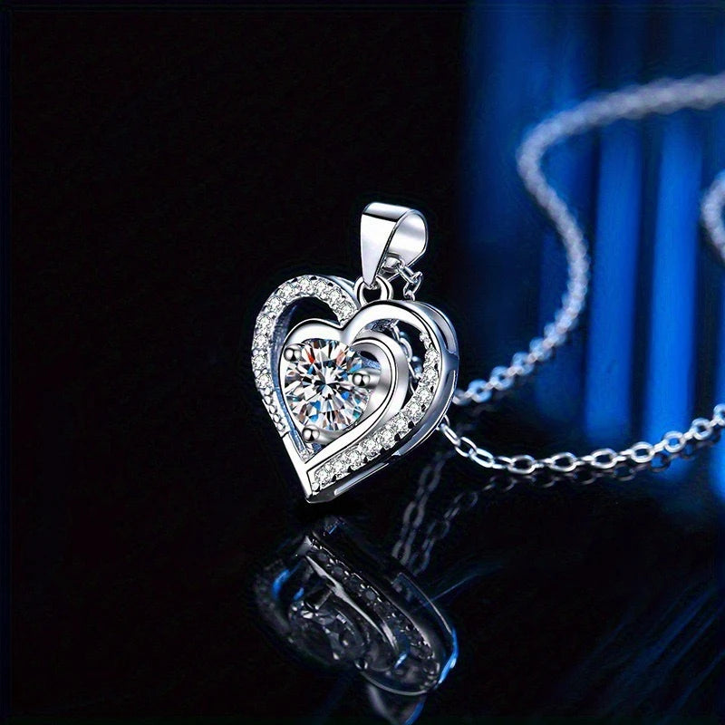 Women Light Luxury Romantic Section Love Necklace 925 Silver 9mm 3ct Round Cut Moissanite Heart Pendant Necklace for Women