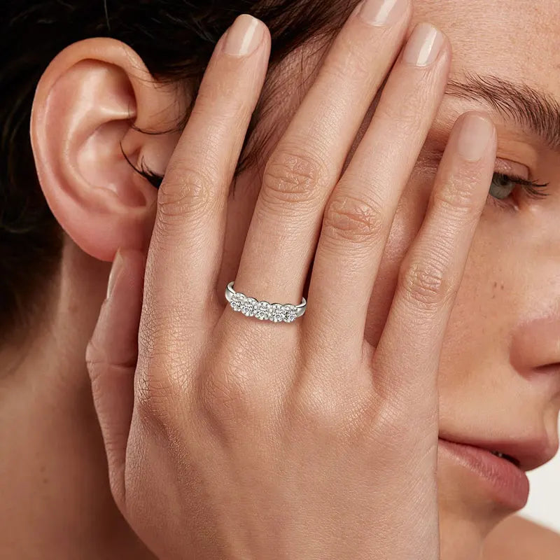 2025 New Anniversary Gift Ring 925 Silver 2.5mm Moissanite Halo Classic Engagement Five-Flower Ring for Women