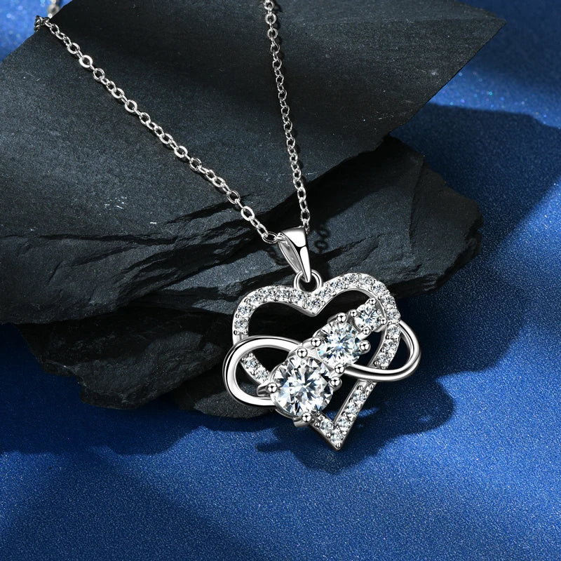 Fashion Jewelry 925 Sterling Silver Infinite Love Heart Pendant Necklace Round Moissanite Ladies Necklaces for Women