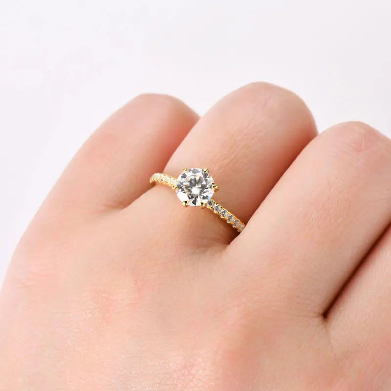 Classic Shinny 925 Sterling Sliver 1CT 6.5mm D Color VVS Round Cut Moissanite Simple Engagement Ring for Women