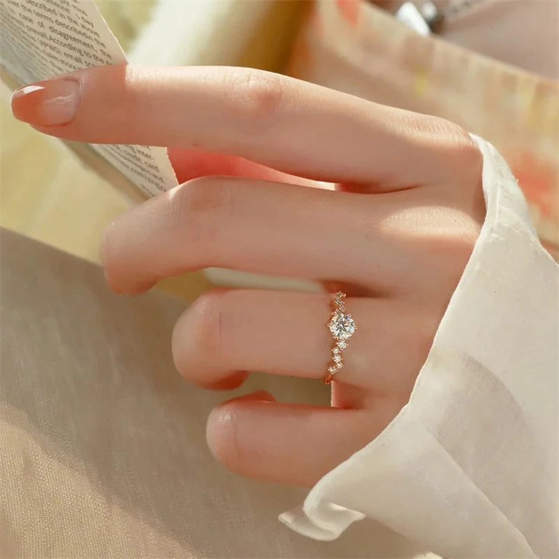 Classic 925 Silver 6.5mm 1CT Moissanite Women Six Claw Wedding Engagement Ring for Women with Certificate