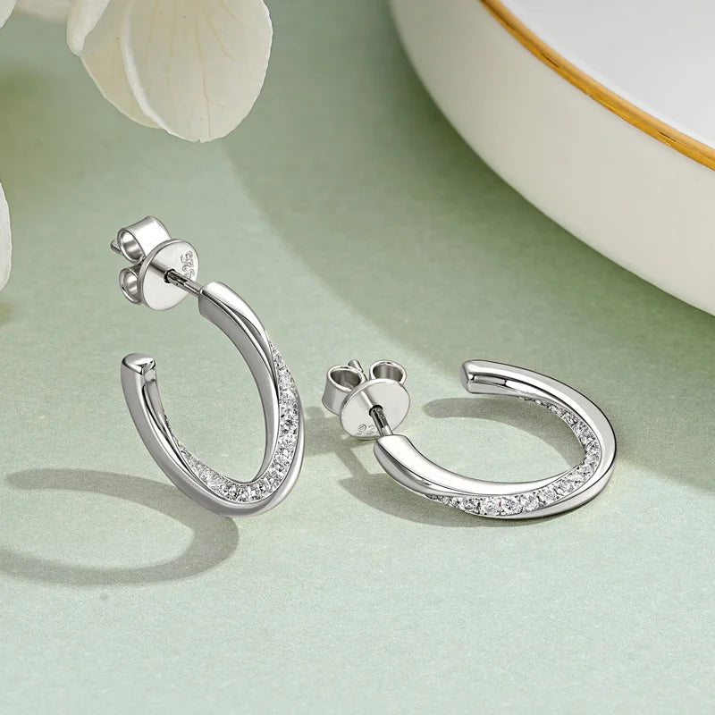 Trend Wedding Jewelry Round Cut 1.2mm Moissanite 925 Sterling Silver Half Hoop Earrings C Shape Earring for Women