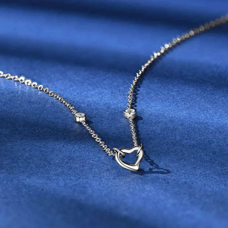 2mm D Moissanite Bezel Necklace 925 Sterling Silver Chain Rose Gold Color Heart Pendant Necklaces for Women