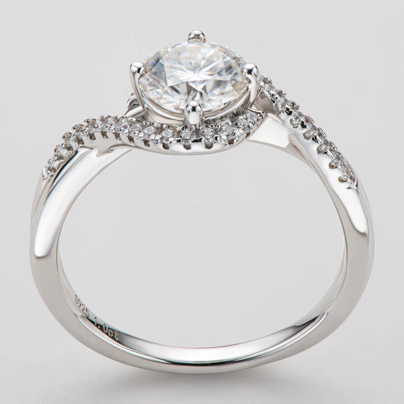 Best Selling Fashion Women Jewelry Classic Design 6.5mm 1ct Moissanite 925 Sterling Silver Ring for Wedding Engagement Gift