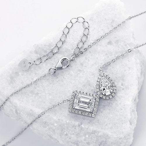 2.0 Carat Emerald & Pear Cut 8x6mm 1.0 Carat D Color Moissanite Pendant Necklace Luxury 925 Silver Jewelry