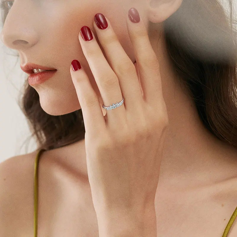 Engagement 925 Silver 4mm&3mm&2mm Round Moissanite 5-Stone Women's Small Fashion Design Five Stone Crown Ring for Women