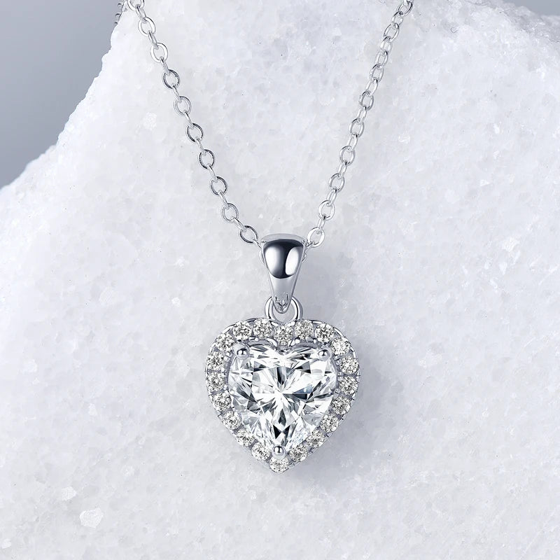 GRA Certified Wedding Trend 2024 Real Silver 925 Fine Jewelry 2CT Heart Shaped halo Pendant Moissanite Necklace for Women