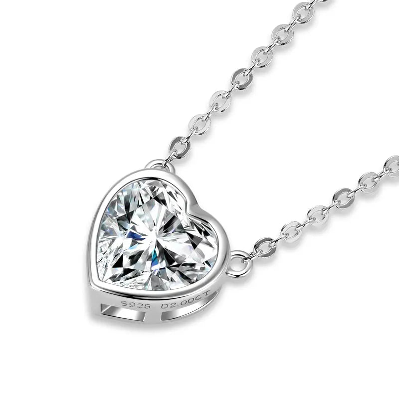 Popular Women Jewelry 925 Sterling Silver Gold Plated 8x8mm 2ct Moissanite Heart Love Pendant Necklace for Women