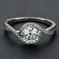 Best Selling Fashion Women Jewelry Classic Design 6.5mm 1ct Moissanite 925 Sterling Silver Ring for Wedding Engagement Gift