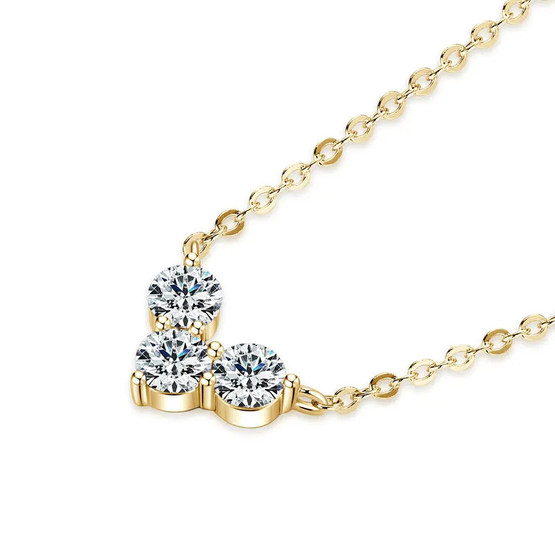 3-Stone Design Jewelry Valentine Day Gift 925 Silver 4mm 0.30ct Moissanite Three Stone Spliced Heart Pendant Necklace for Women